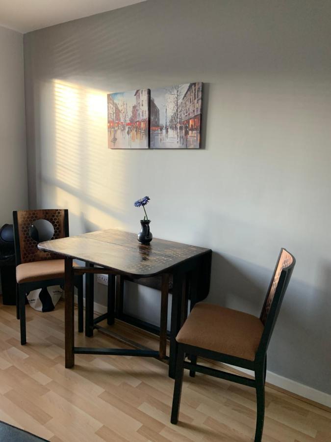 Immaculate Cosy Flat Next To Holyrood Park! Lejlighed Edinburgh Eksteriør billede